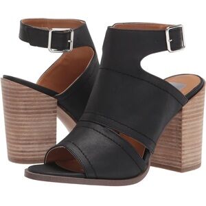 DV by Dolce Vita Black and Tan Heels